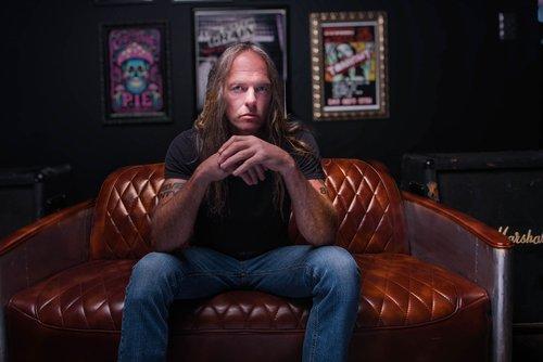 carousel-hero-element image-3