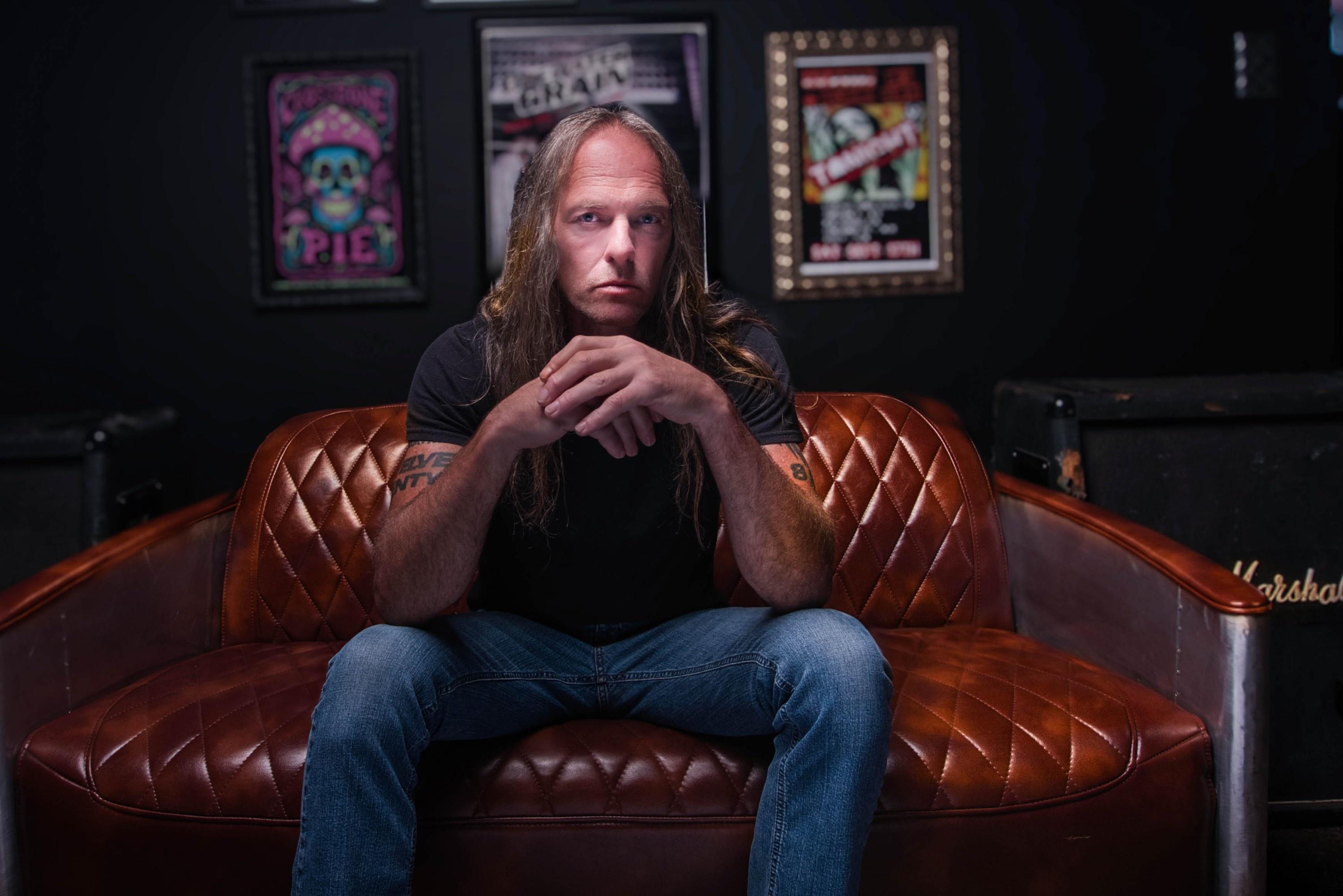 carousel-hero-element image-3